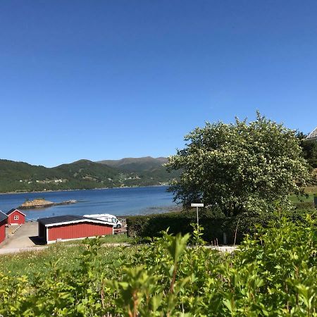 شقة Ola Bua Near The Atlantic Road Lyngstad المظهر الخارجي الصورة