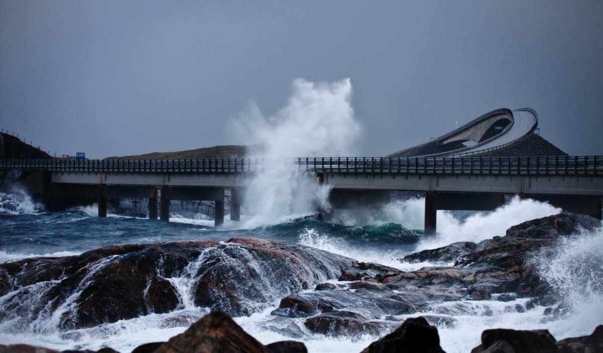 شقة Ola Bua Near The Atlantic Road Lyngstad المظهر الخارجي الصورة